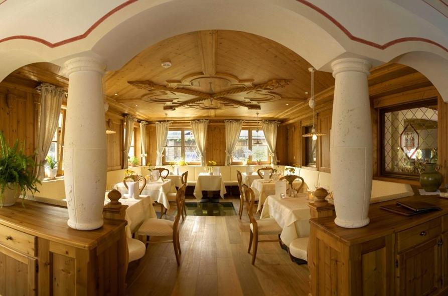 Hotel Castel Oswald Von Wolkenstein كاستيلِروتّو المظهر الخارجي الصورة