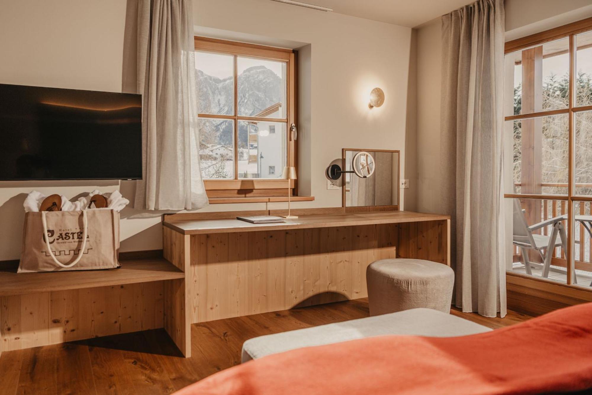 Hotel Castel Oswald Von Wolkenstein كاستيلِروتّو المظهر الخارجي الصورة