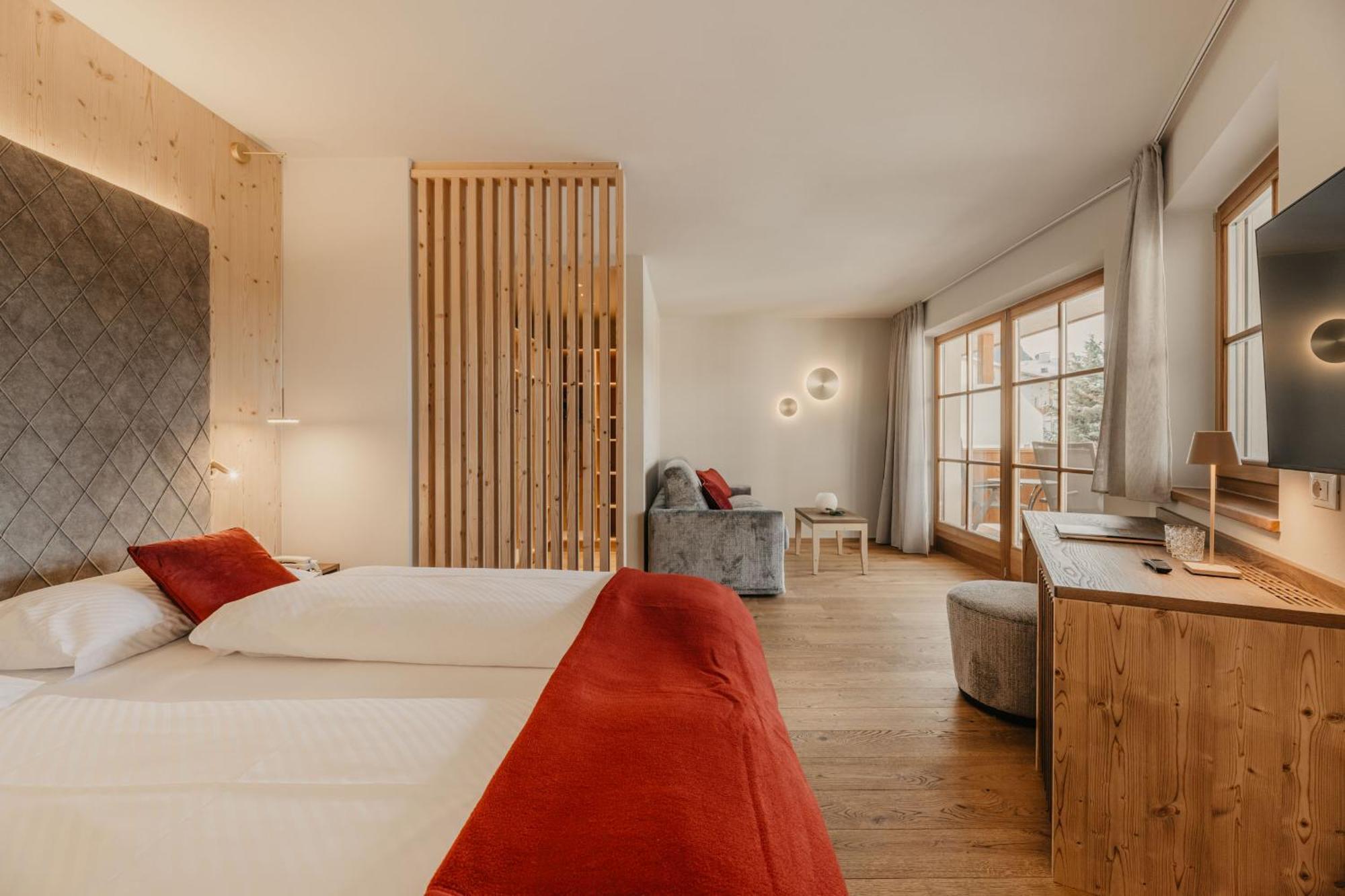 Hotel Castel Oswald Von Wolkenstein كاستيلِروتّو المظهر الخارجي الصورة