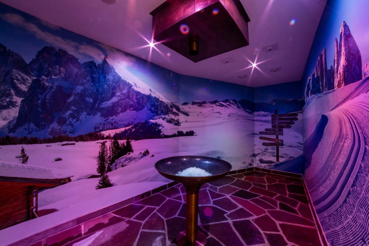 Hotel Castel Oswald Von Wolkenstein كاستيلِروتّو المظهر الخارجي الصورة